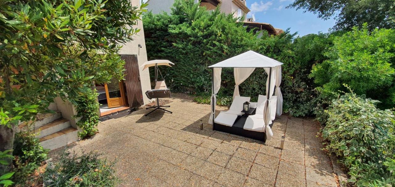 Saint Raphael - Appartement Dans Villa Au Calme A Valescure Y- Prix Inchanges Екстериор снимка